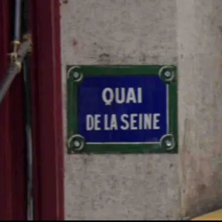 Apartment Refait A Neuf 2 Pieces - - Equipe - Parking *