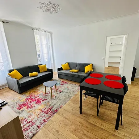 Apartment Refait A Neuf 2 Pieces - - Equipe - Parking *