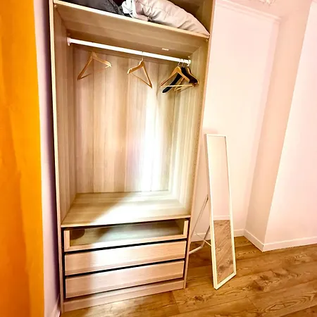 Apartment Refait A Neuf 2 Pieces - - Equipe - Parking Paris