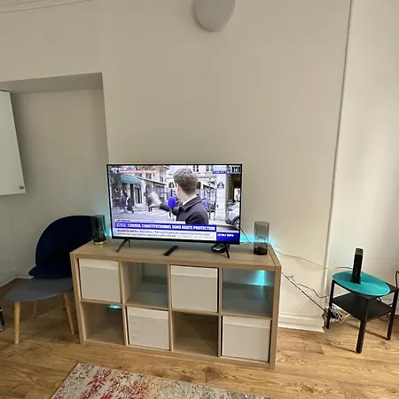Apartment Refait A Neuf 2 Pieces - - Equipe - Parking Paris