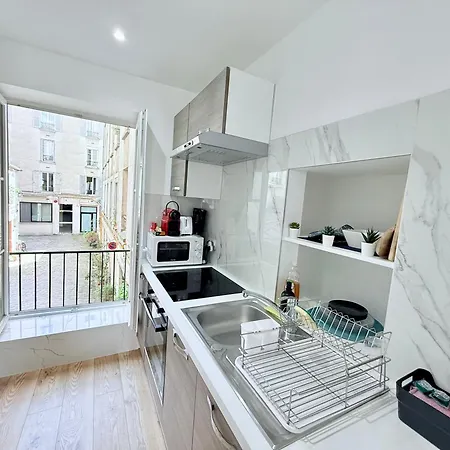 Apartment Refait A Neuf 2 Pieces - - Equipe - Parking