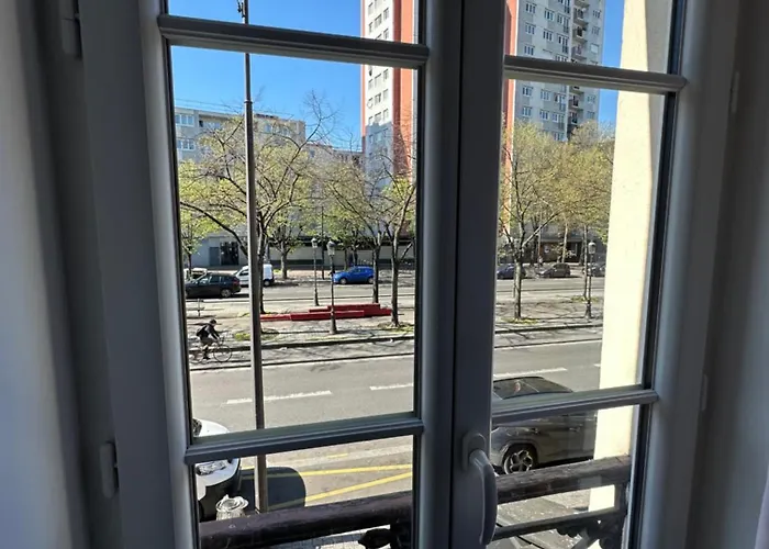 Apartamento Refait à Neuf 2 Pièces - - équipé - Parking *
