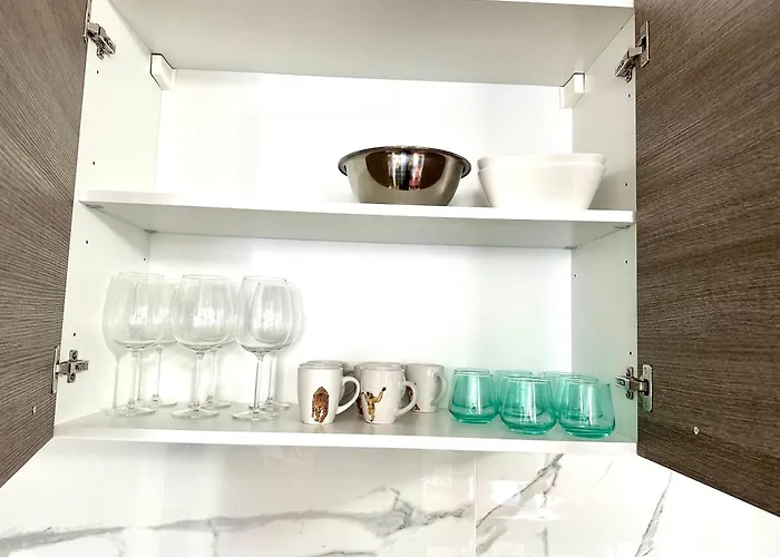 Apartamento Refait à Neuf 2 Pièces - - équipé - Parking *