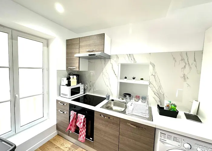 Apartamento Refait à Neuf 2 Pièces - - équipé - Parking